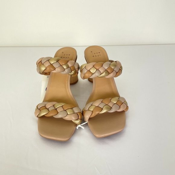 A New Day Womens Heels 7.5 Woven Sandals Tan Metallic Basil Heeled Two Bands New - Picture 3 of 10